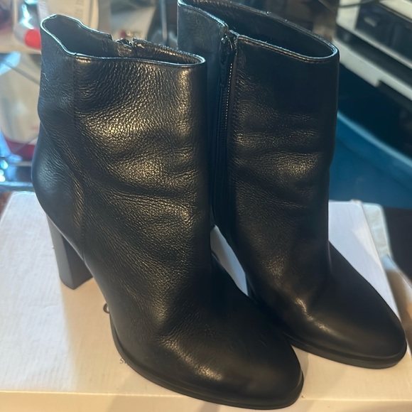 Giani Bini Comfort & Style Leather Boots 6.5M, Like New - Picture 1 of 8